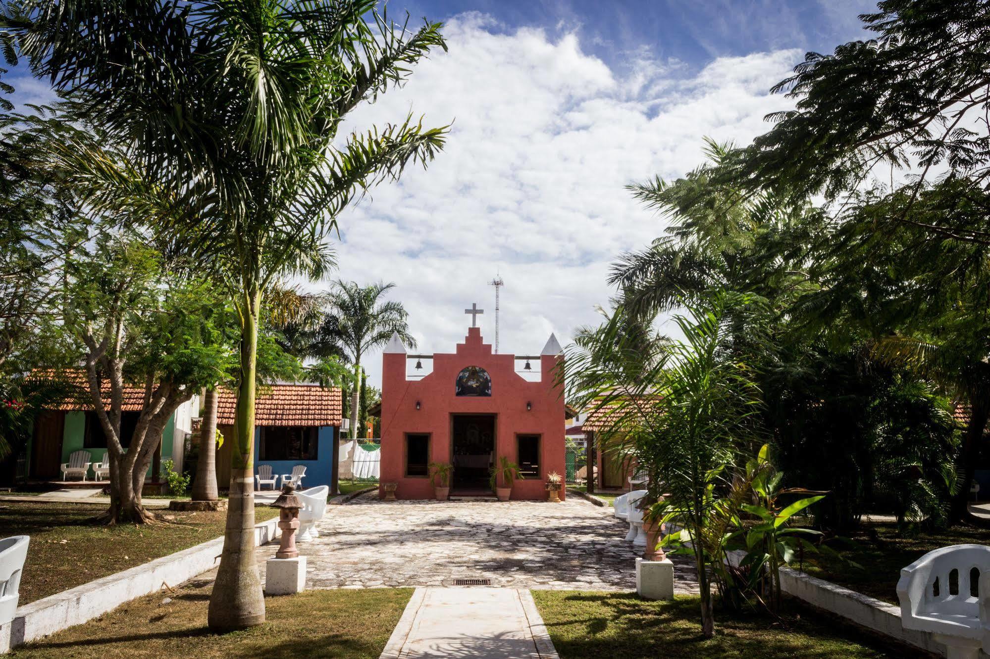 Hotel Hacienda Sanchez Valladolid  Eksteriør billede